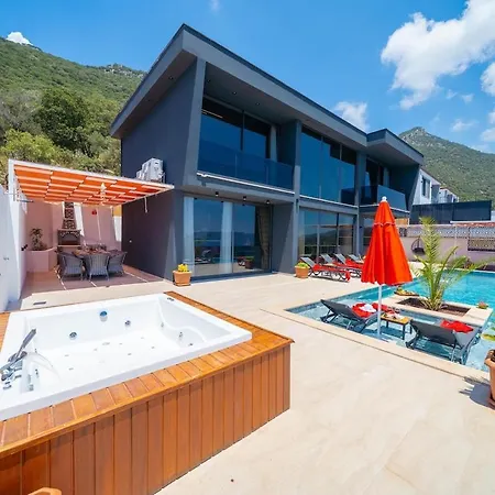 Dark Palace Kaş